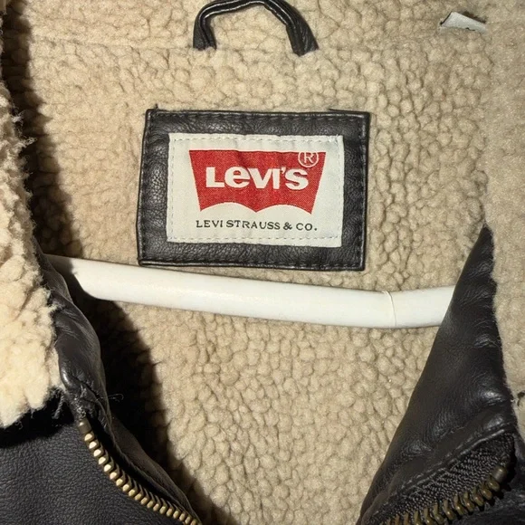 Levi's Men's Dark Brown Sherpa Jacket - Picture 4 of 4